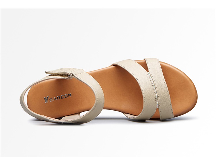 意尔康 女鞋 2016夏季新款真皮通勤低跟粗跟魔