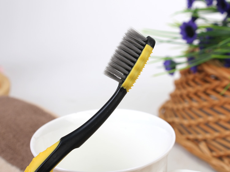 三椒竹碳炫黑牙刷 252#/支 1支